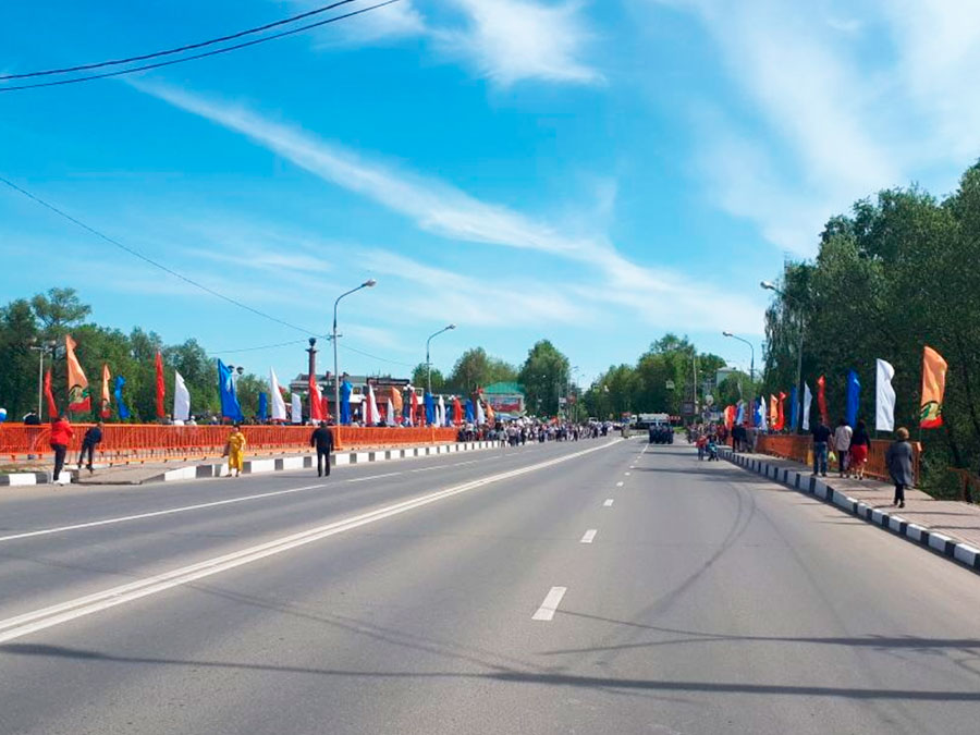 Декоративные флаговые полотнища с символикой 9 Мая в Наро-Фоминске