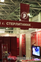 Телескопические мачты с фирменными флагами