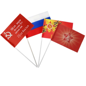 Флажки на пластиковой трубочке